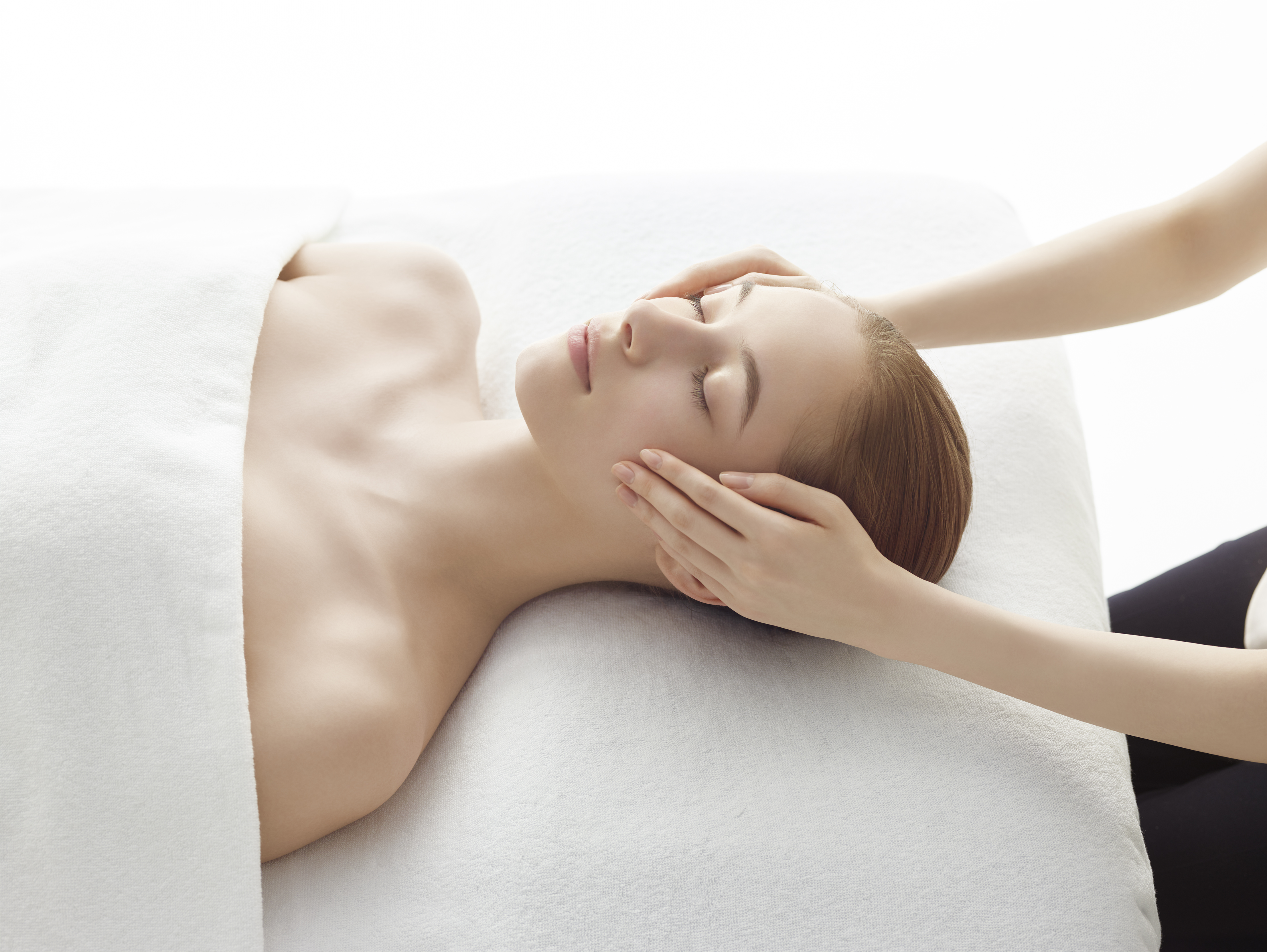 Clé de Peau Beauté Facial Menu